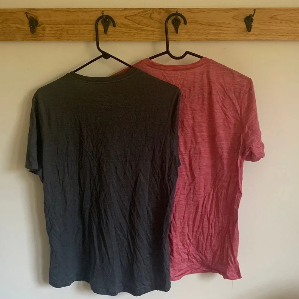 Set of two L.L. Bean Merino Wool Crew Neck T-Shirts - Picture 4 of 4